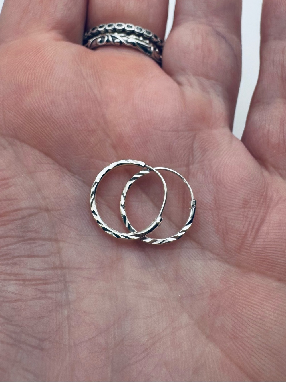 Sterling Silver 925 Hoop Earrings Diamond Cut - Picture 2 of 4